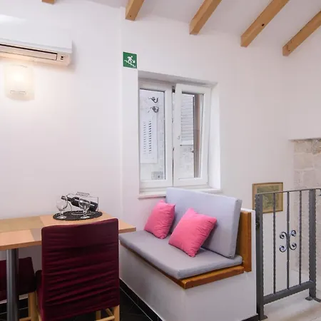 Apartments Trabakul Trogir Exterior photo